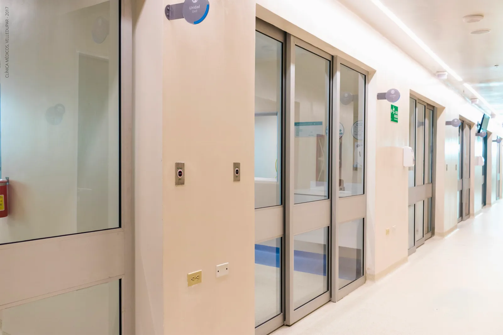 Puertas UCI / cuidados intensivos